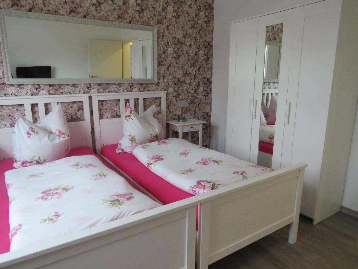Daisys Ferienwohnung 68 Вилхелмсхафен Екстериор снимка